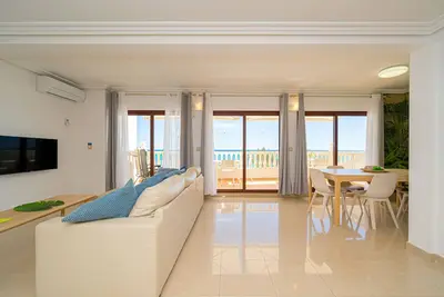 Image de Nouvel appartement en bord de mer avec Ac, Internet et Tv satellite