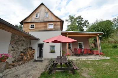 Image de Ferme à Malecov avec piscine privée