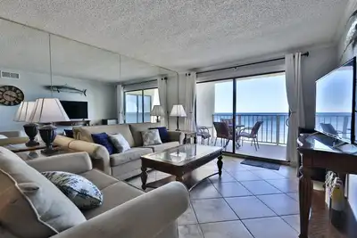 Image de Regency 2br / 2ba Slps 8 5th Flr Deals Nov & Dec 4 Beach Chairs 480 $ Value