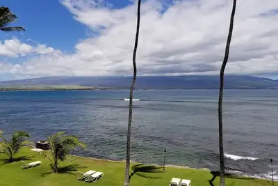 Image de Beau condo en bord de mer de luxe - superbe vue, air conditionné, wifi, emplacement central