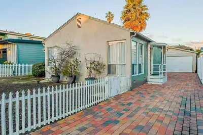 Image de Cottage charmant et très confortable sur Malaga Dr. À Dana Point