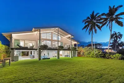 Image de Nouvelle propriété de luxe en bord de mer 4 chambres 4 salles de bain sur la côte nord d'Oahu