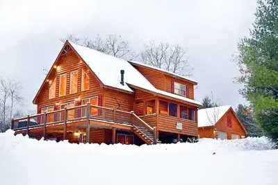 Image de Chalet de ski Timber Creek - bain à remous / vue sur la montagne