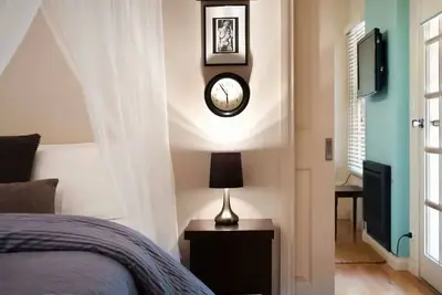 Image de Circa Ivy Prince Daylesford ~ Centre-Ville