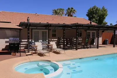 Image de Desert Oasis Getaway