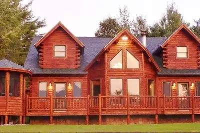 Image de Grand Jay Luxury Lodge, vues imprenables, près de Whiteface et de Lake Placid, visite 3d \/ Vr