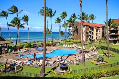 Image de Condo panoramique 1br avec vue sur l'océan et lit king size et climatisation à Ocean Front Papakea Resort