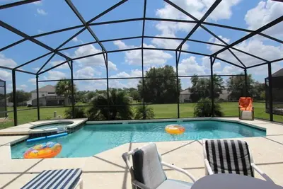 Luxe 8 Chambre Villa, New Remodel, Piscine / Spa