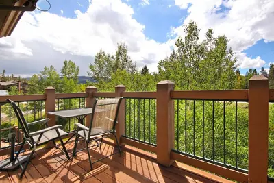 Image de Unité à 2 niveaux, navette hiver, bains à remous, centre de remise en forme - Hg Lodge 305 de SkyRun