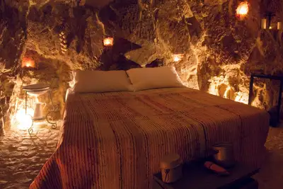 Image de La Chambre des Avi Donna Nina dans la vieille Modica. grotte Maison à trois niveaux