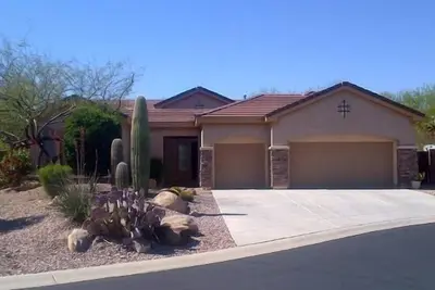 Image de Country Club exécutif maison de 4 chambres