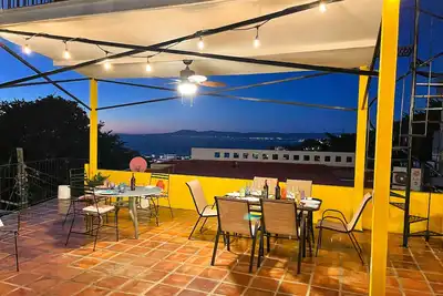 Image de Hilltop Hacienda - Vues sur la baie et la Zona Romantica