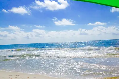 Image de *** Beach Lovers Only ***! Récemment rénové! *** Sea Oats-G105 *** 3br / 2ba *** WiFi gratuit **
