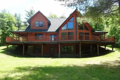 Image de Maison spectaculaire avec vues, bain Ă remous et sauna, Whiteface et Lake Placid, visite 3d \/ Vr