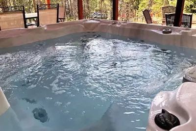 Image de 6 chambres à thème, 5 bains, télévision satellite, salle de jeux pour enfants avec Wifi