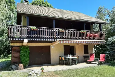 Image de Chalet Traditionnel Chaleureux, Neige\/ Soleil Hautes Alpes, Tout Confort