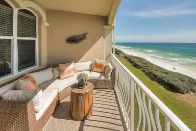 Image de Nouvelle Liste: Condo Gulf Front près de la plage Alys, piscine chauffée