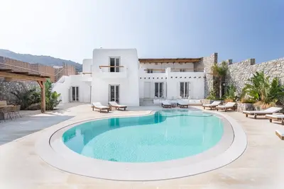 Image de Veneta - Huit Chambres Villa, Couchages 17