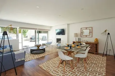 Central et unique 3br apart à Cascais, dort 6 - 2 min de la plage