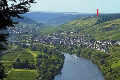 Image de Appartement avec jardin et vue sur la rivière