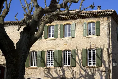Image de Historic fully renovated 16th century home in the hearth of a Medieval city