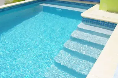 Image de Spacieuse villa près de la plage avec piscine privée, belle vue et brise fraîche