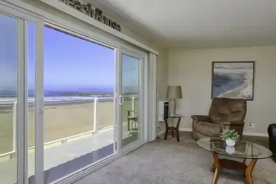 Image de Penthouse récemment rénové sur la plage