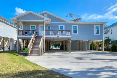 Image de Grande 2e rangée, 4 Br / 4 Ba, Ocean View Home-2 Chambres familiales-Garage double voiture-8 personnes
