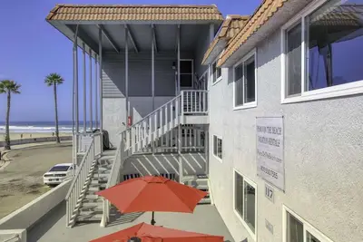 Image de À quelques pas de la plage, niveau sup�������������������������������������rieur, condo 1 chambre