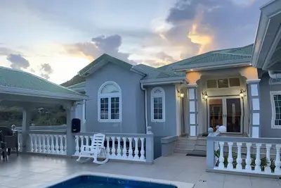 Image de Villa située dans la paix et la tranquillité