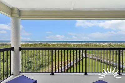 Image de Condo Oceanfront 3 chambres dans une communauté fermée