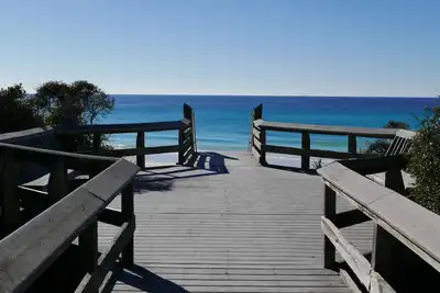 Image de Hidden Beach Hideaway: 200 mètres de la plage, de la piscine, des vélos gratuits et du WiFi