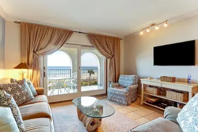 Image de Sea Dunes 2br \/ 2ba Oceanfront