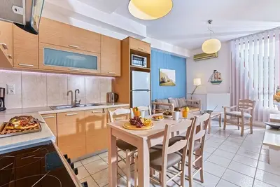 Bright, family apartment with shared pool