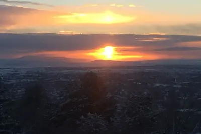 Image de Ski de randonnée privé de vélo de randonnée privée de banc de l'est élevé, montagne de poudre de bassins à neige