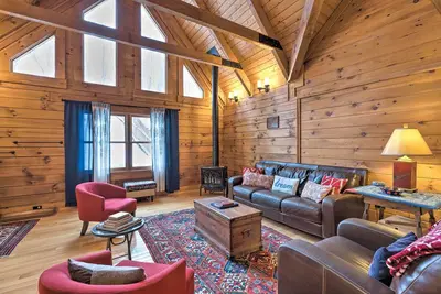 Image de Chalet «Owl Lodge» avec terrasse au Massanutten Resort!