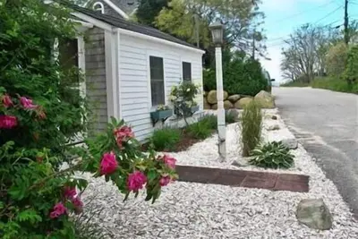 Image de Étapes de la baie au camping, A \/ C, Chauffage, Wifi, Douche extérieure, Barbecue à gaz