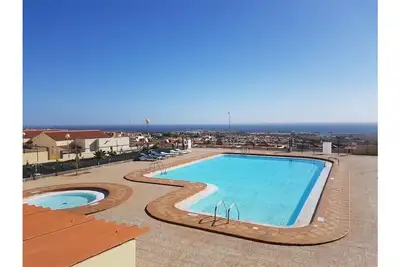 Image de Piscine Et Terrasse Pour Votre Repos