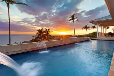 Image de 5 étoiles à 180 degrés sur l'océan, le littoral et les montagnes, piscine / spa privé