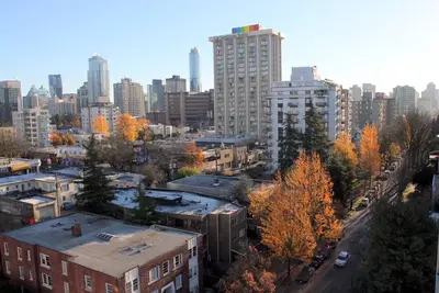 Image de English Bay Beach Studio avec parking gratuit. Étapes pour tout au centre-ville