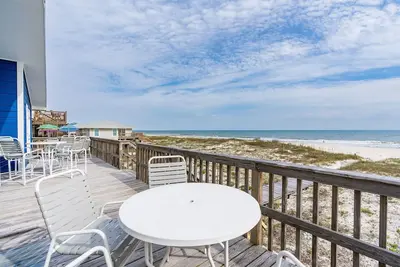 Image de Cabana Beach House - Les seules lignes Voici des lignes de bronzage! Réservez vos dates d'été maintenant<br><br>