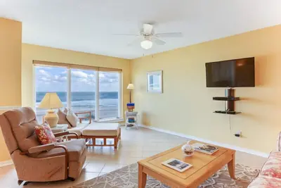 Image de Oceans of Amelia Condos