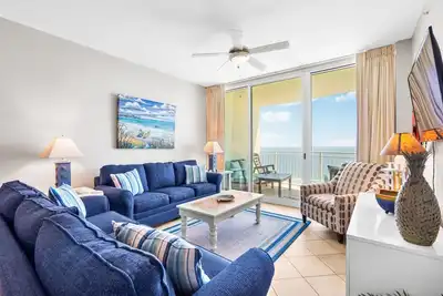 Image de Unité parfaite et confortable! 3 Bd / 2ba chez Aqua! Réservation fin d'été et automne maintenant!