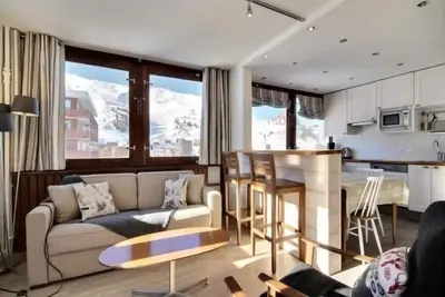 Image de Appartement rénové pour 6 personnes avec balcon, au pied des pistes et WiFi