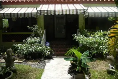 Image de Belle et grande chambre à B & à Exquiste maison tropicale ~ situé au centre