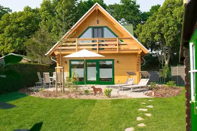 Image de Maison 80m² Wfl, 400m² Allée autour de McPom Neukalen à Kummerower See