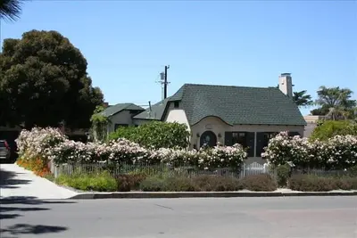 Image de Historic Village Del Mar Cottage