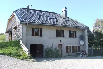 Image de Grand gite familiale rénové, pieds des pistes et sentiers de randonnées, terrain