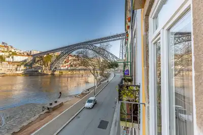 Image de Appart Haut de Gamme 1 Ch. - Vue sur la Rivière 2
