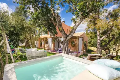 Image de Maison de vacances privée avec climatisation, Wifi, bain à remous, Tv, patio, vue panoramique